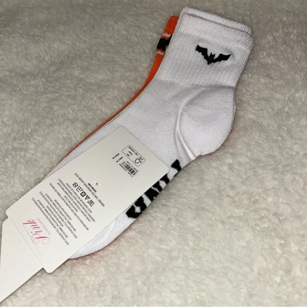 Victoria's Secret PINK Pack of 2 Quarter Socks Halloween Bats NWT